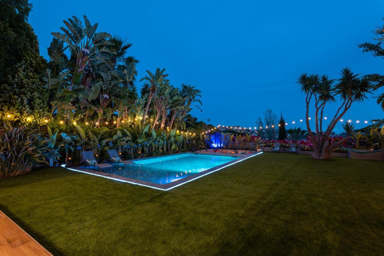 サント・ジャスト・デスベルン Barcelona'S Tropical Oasisヴィラ エクステリア 写真